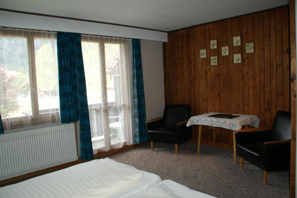 Hotel Pension Spycher Kandersteg Cameră foto